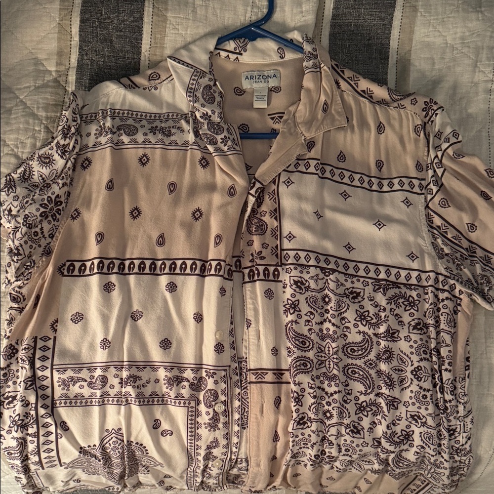 Arizona Outfitters Men's Cream and Brown Patterned Shirt